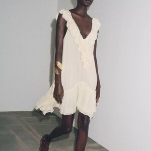 Zara Woman Collection Ruffled Lace Dress in Ecru